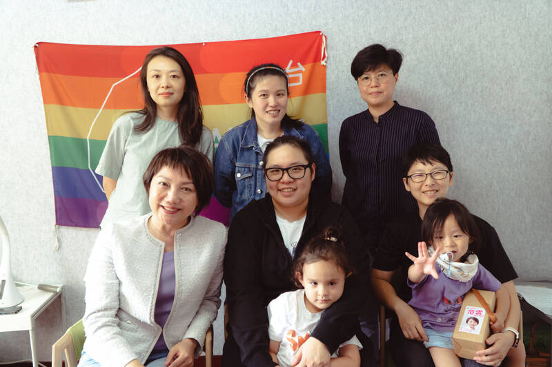 《人工生殖法》助女同志、未婚女圓夢 范雲:兼顧生育權及兒童利益