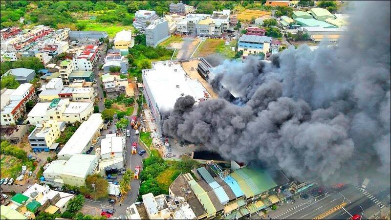 易燃PS板釀禍!全聯倉儲9死大火  工人心碎證詞曝光