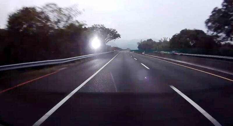 不是錯覺！國6速限100 這支照相桿時速101就喀擦