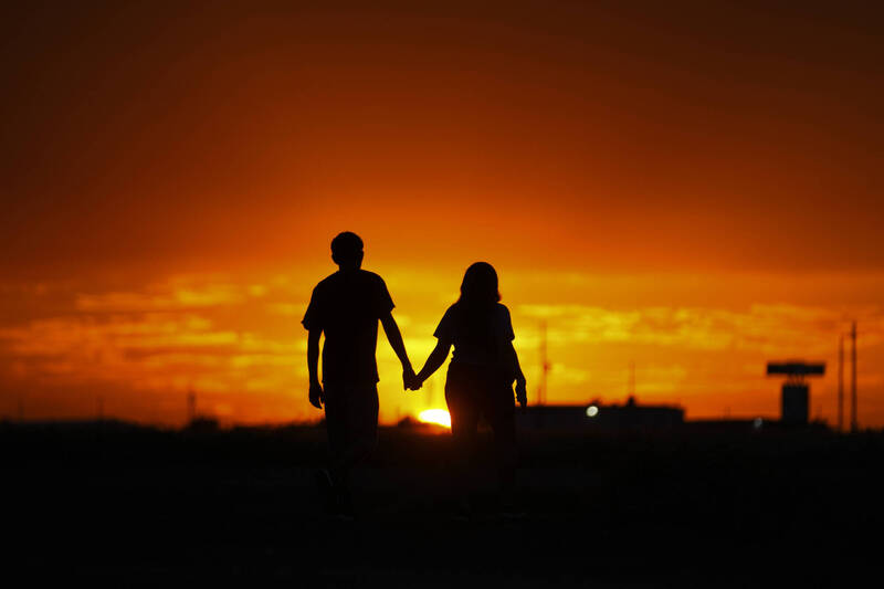 劍橋研究評比哺乳動物一夫一妻「忠誠度」 人類排名第7