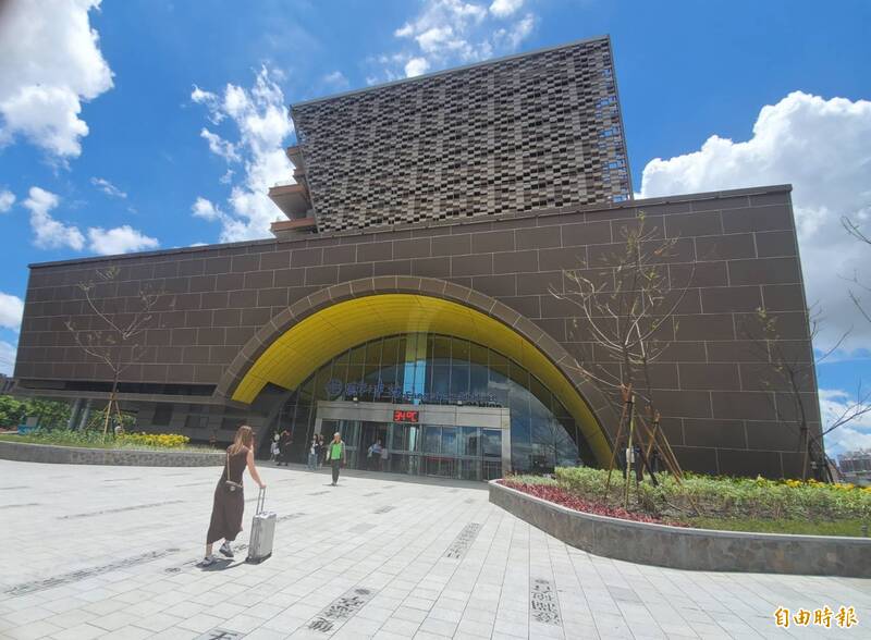 賣便當成台鐵小金雞!高雄鳳山火車站打造「台鐵便當品牌體驗館」