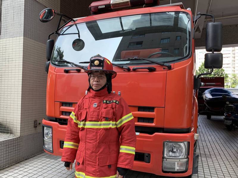 獨家》任職15年！昨還在開會今晨突退群組  台南市消防局長李明峯傳閃辭