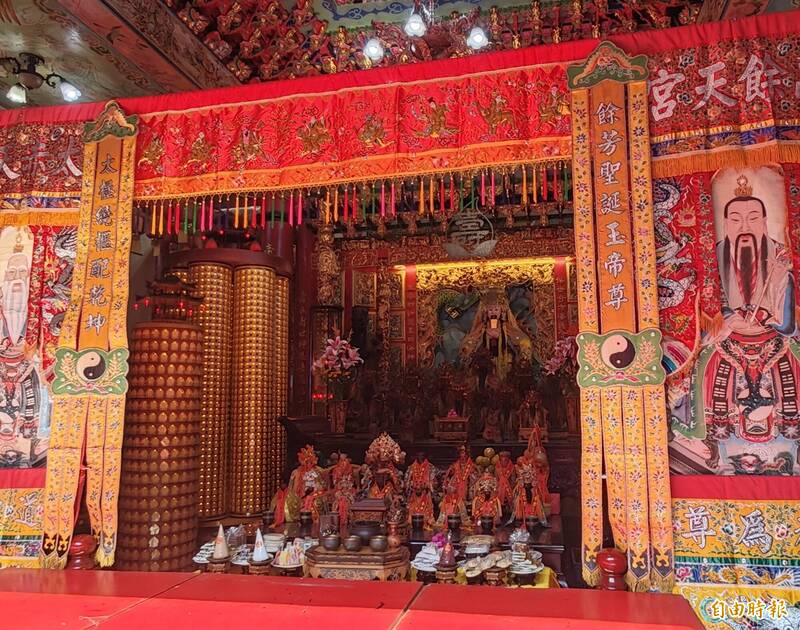 仁壽宮首度舉辦慶成謝土祈安清醮。（記者吳俊鋒攝）