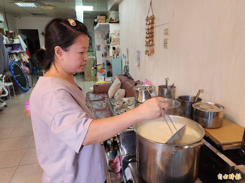 反對親中、惡法惡修 平鎮「芸軒豆花」四大公投連署點+1