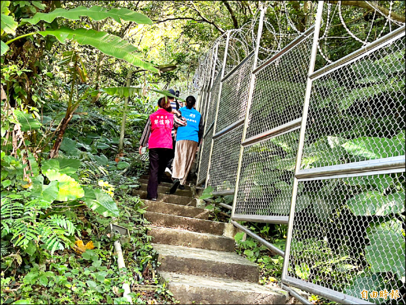 基隆獅球嶺砲台步道啟用 引「收割」爭議