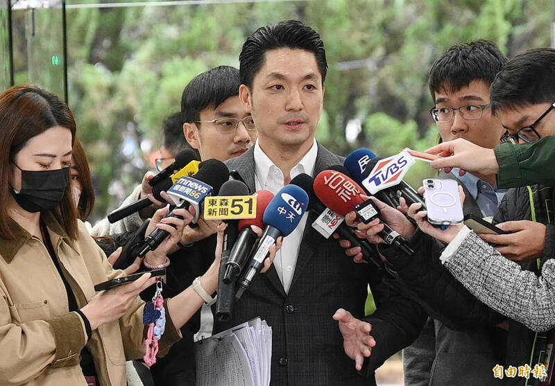 台北市長蔣萬安出席市政總質詢，會前並先接受媒體聯訪。（記者田裕華攝）