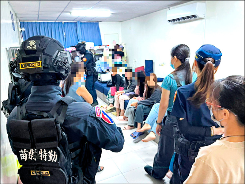 家族一條龍包泰女賣淫 從選妃到住宿…月撈百萬