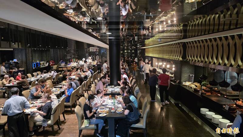 吃到飽訂金1》餐廳訂金制度 防爽約、浪費還是折磨客人?