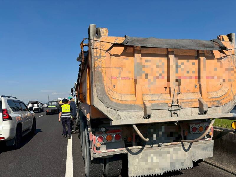 國道酒駕玩命釀6車追撞 聯結車駕駛遭送辦