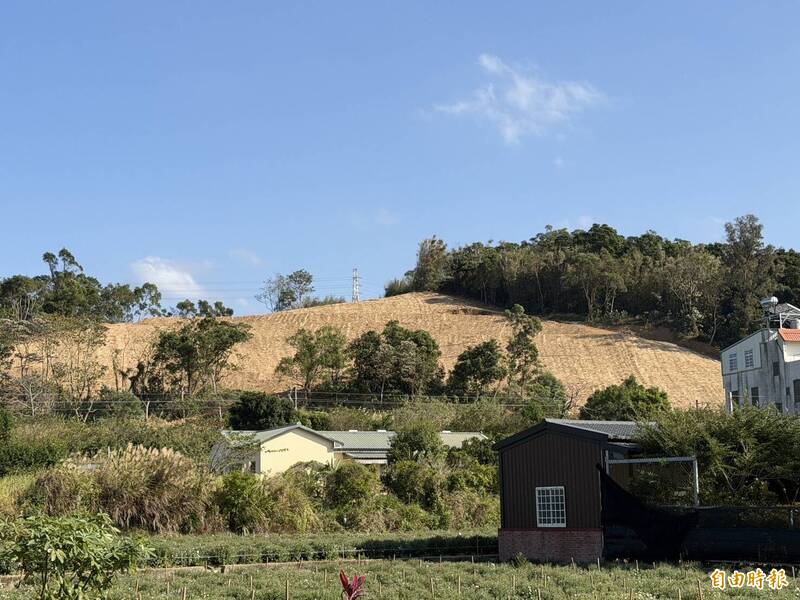 苗栗縣銅鑼竹森光電案場 地方質疑大片山頭樹林遭剃頭