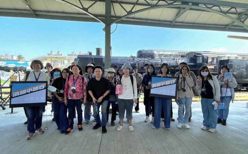 高雄哈瑪星小旅行!親手操控小火車 走進百大文化基地祕境