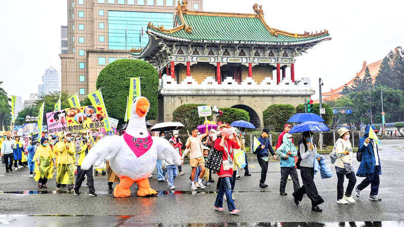 《TAIPEI TIMES》 Vegan advocates march in Taipei