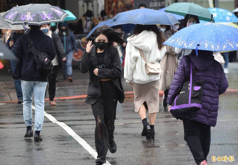 北部宜蘭濕冷防局部大雨 冷氣團南下中部以北明顯降溫
