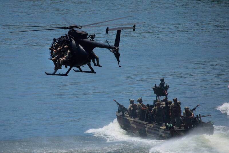 不給中共面子!中國船隻駛向伊朗 被美軍特種部隊查扣物資