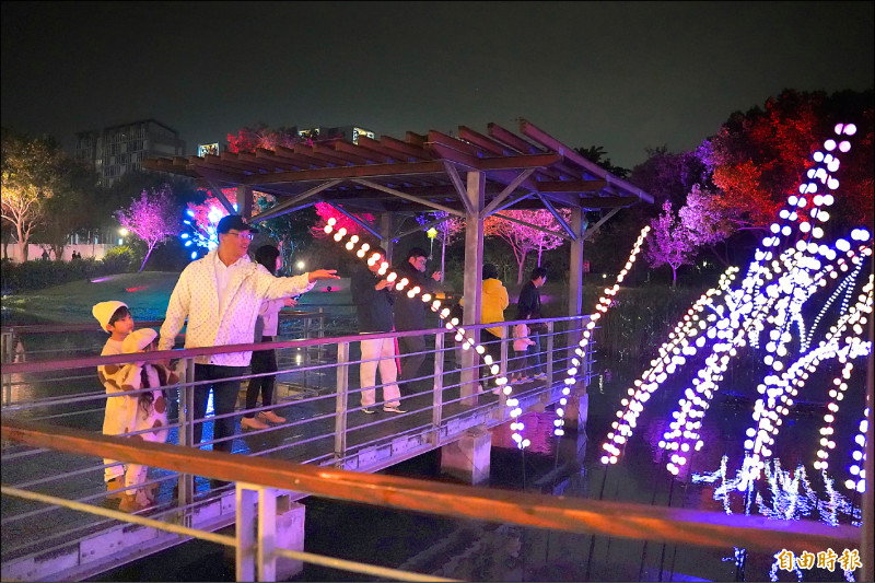 竹縣東興圳光藝節開幕 光影閃耀到跨年