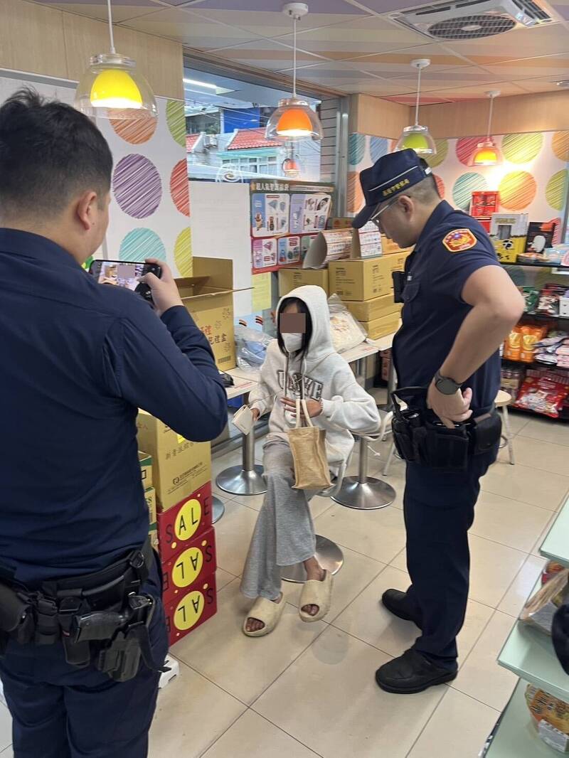 19歲女子訂高價iPhone到超商取貨卻行竊 里長配合警方逮人