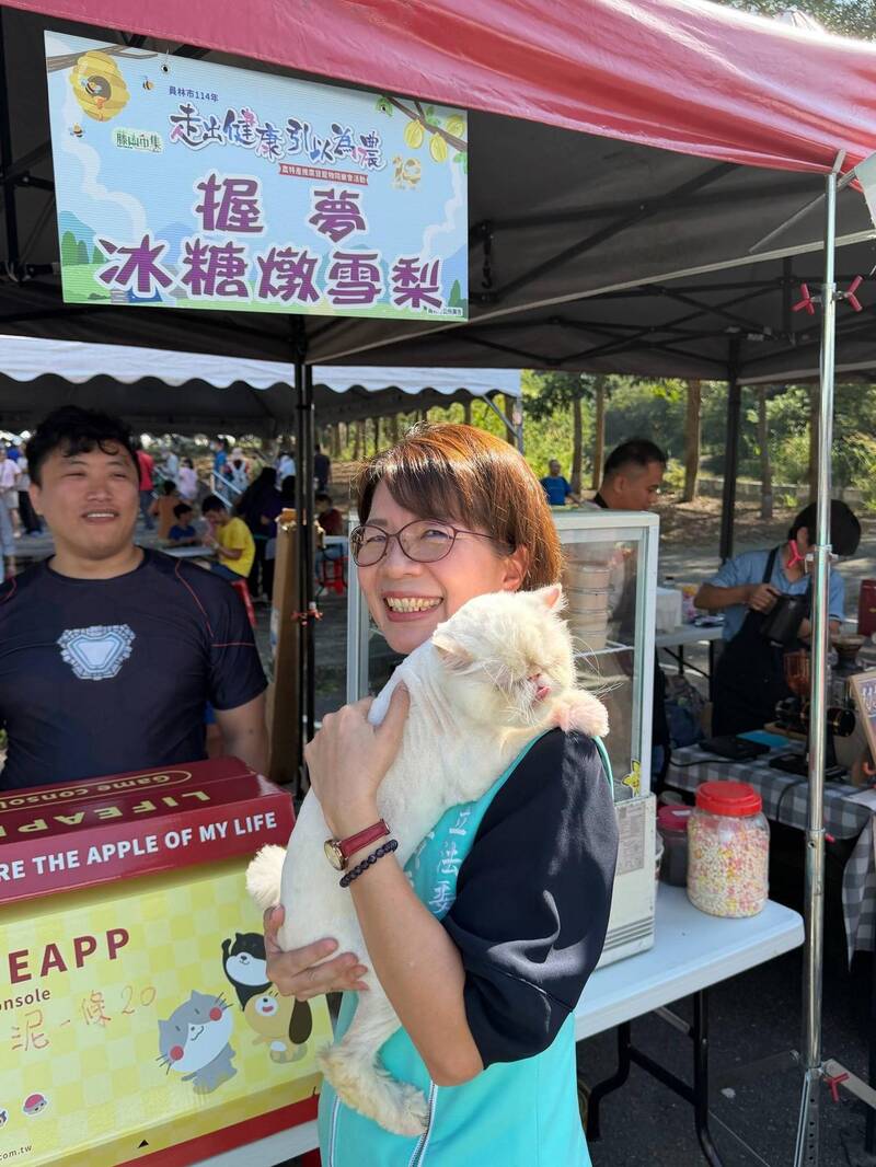 彰化毛小孩逆勢成長到13萬 黃秀芳要推友善毛孩大縣