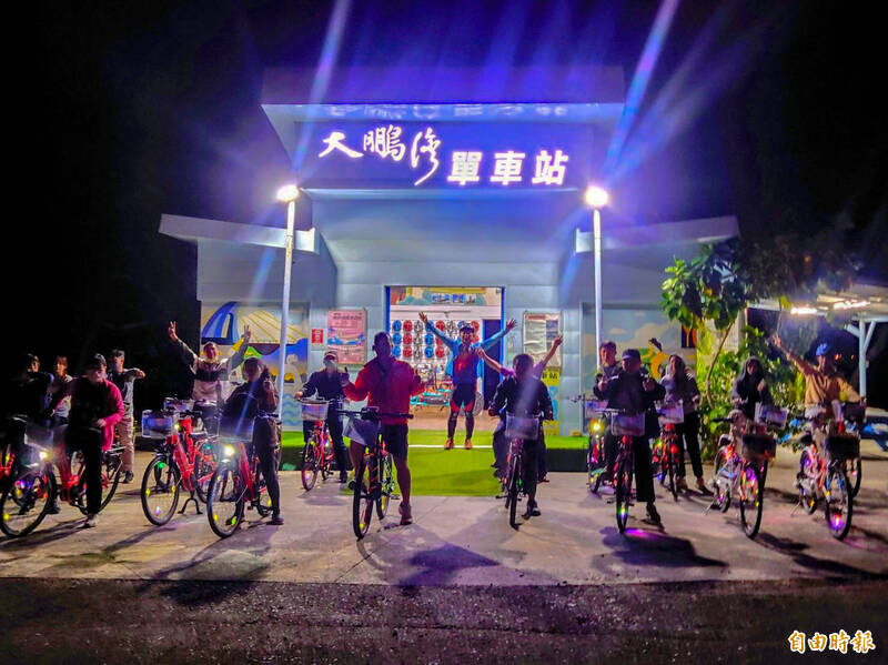 白天不懂夜的黑!屏東大鵬灣夜騎首發 「風火輪」上身