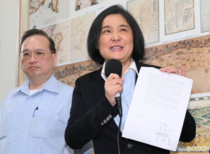 陳玉珍硬推助理費除罪化 張育萌：只為監獄門前救「他」