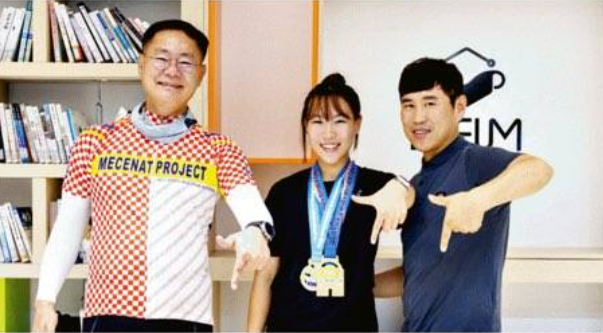 狂!南韓小六生角力全國冠軍 向總統請願讓女性加入特種部隊