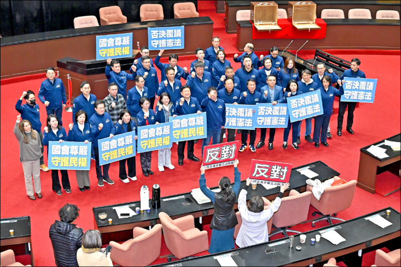 政院擬不副署財劃法及反年改修法》徐巧芯:誰要跟你搞什麼倒閣