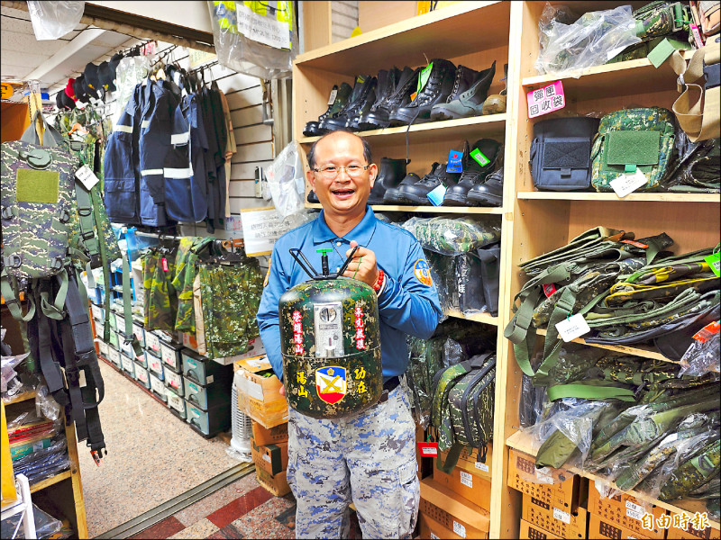 永康砲校遷關廟 50年軍品店留守轉型
