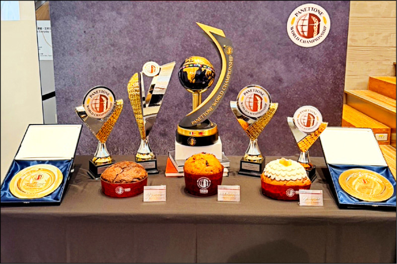 台灣4麵包主廚組隊 世界盃聖誕麵包奪冠