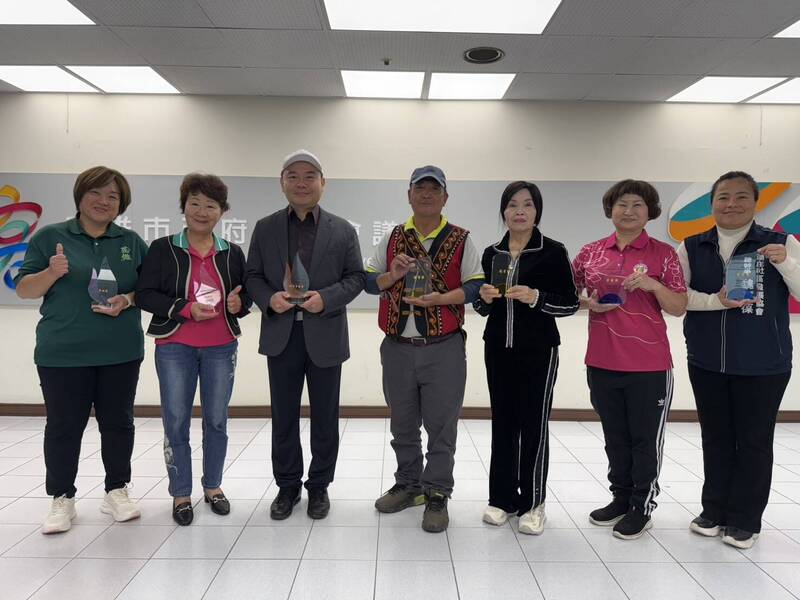 卓越獎選拔 高雄7社區全壘打