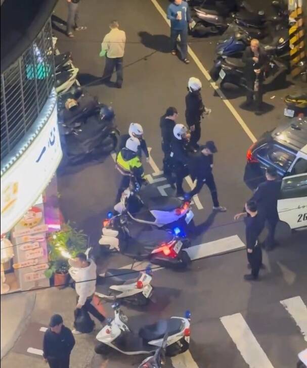 板橋驚傳砍人案!疑肢體碰撞引口角 男暴怒竟持摺疊刀捅人