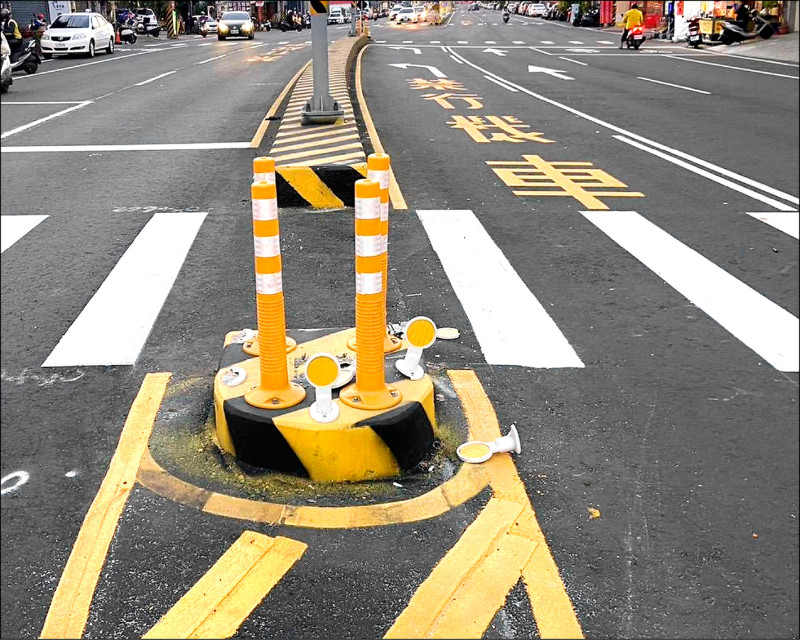 彰市彰南路行人庇護島 半年被撞12次