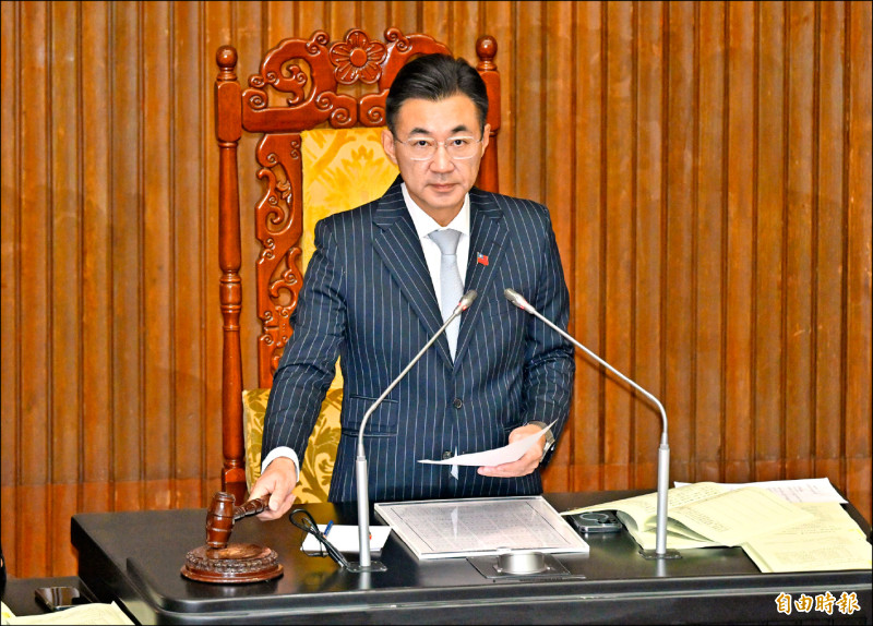 海纜7法全數三讀 非法危害海纜 可逕行沒收犯罪船隻