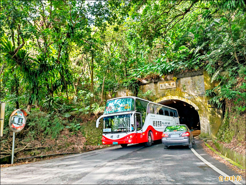 車流混亂 集集綠隧將闢聯外道