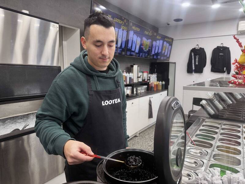 捷克手搖店挺台遭中國人狂刷負評 老闆感謝台灣網友聲援