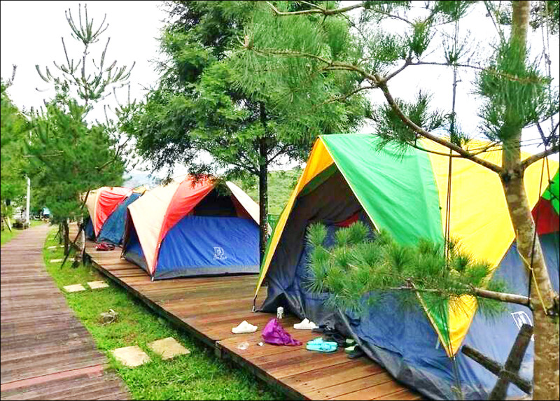 音樂趴毒品助興 女身軀扭動 男友當好玩拍攝 延誤送醫亡