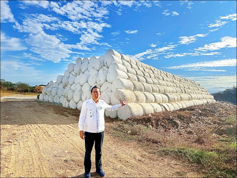 大里垃圾山打包「太空包」 運南屯惹怨