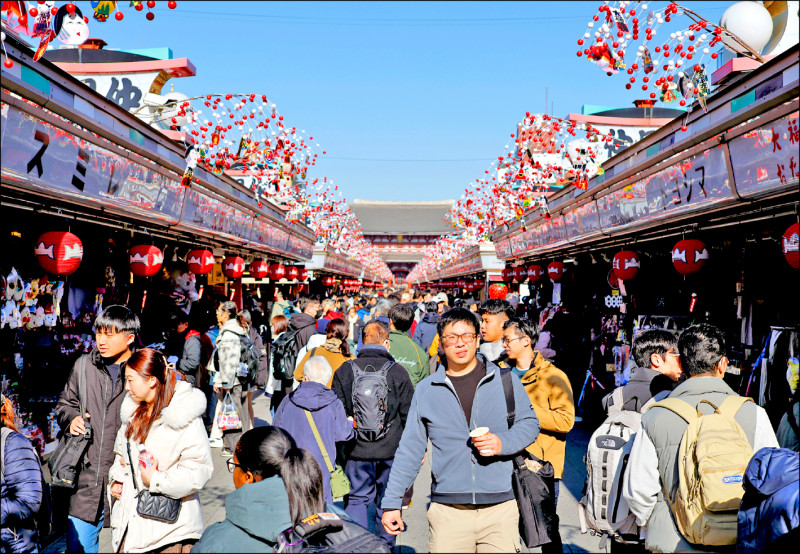 中國遊客仍愛日本 人次月增3%