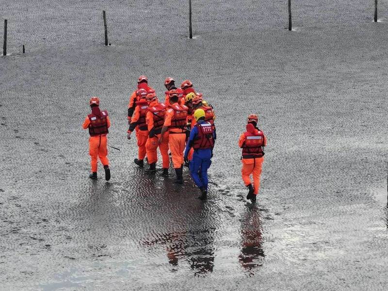 台中2線3警官彰化海邊釣魚溺水 今晨尋獲遺體