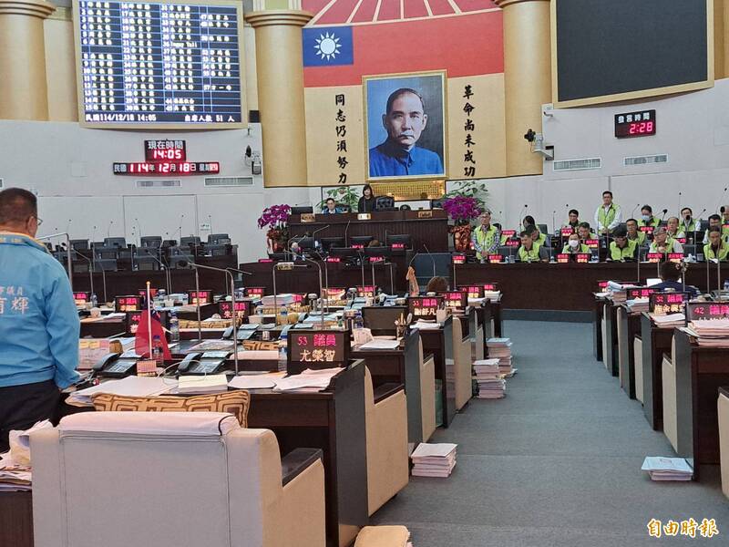 交通助理員預算初審通過 南市議會力拚明天完成總預算審查