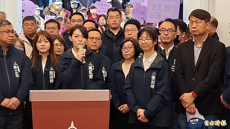 高虹安復職喊市政沒停屢獲獎 施乃如批收割前朝、實質建設掛蛋