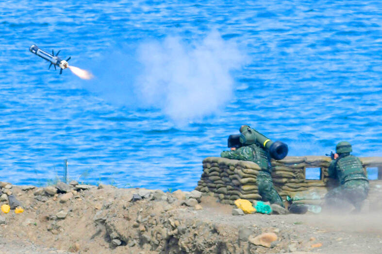 《TAIPEI TIMES》 US announces US$11.1bn arms sales to Taiwan