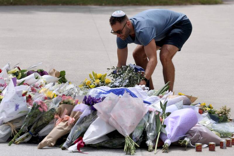 澳洲海灘槍擊15人罹難 英國警方:高喊挺巴勒斯坦口號將逮捕