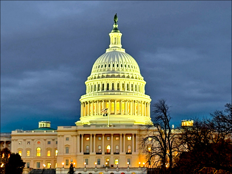 美參院通過國防授權法案 315億挹注台灣安全合作倡議