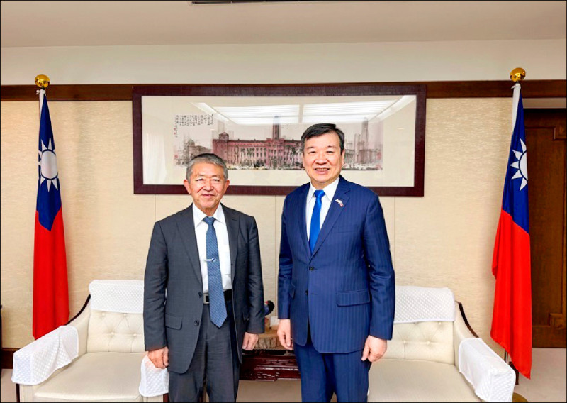 甫遭中國列入制裁名單 政院政務顧問岩崎茂拜會李逸洋