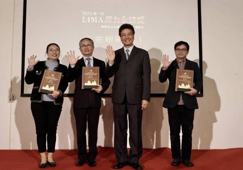 30家企業獲原力永續獎 陳義信:原民作品不只有價格 而是價值