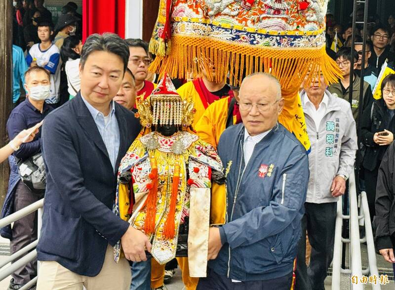 「神」旅行頭一遭!海神媽祖搭林鐵上阿里山 明早祈福看日出