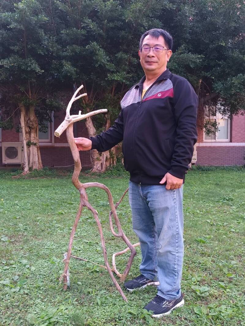 新竹》關西高中耶誕生命教育週起跑 「福鹿」登場報佳音