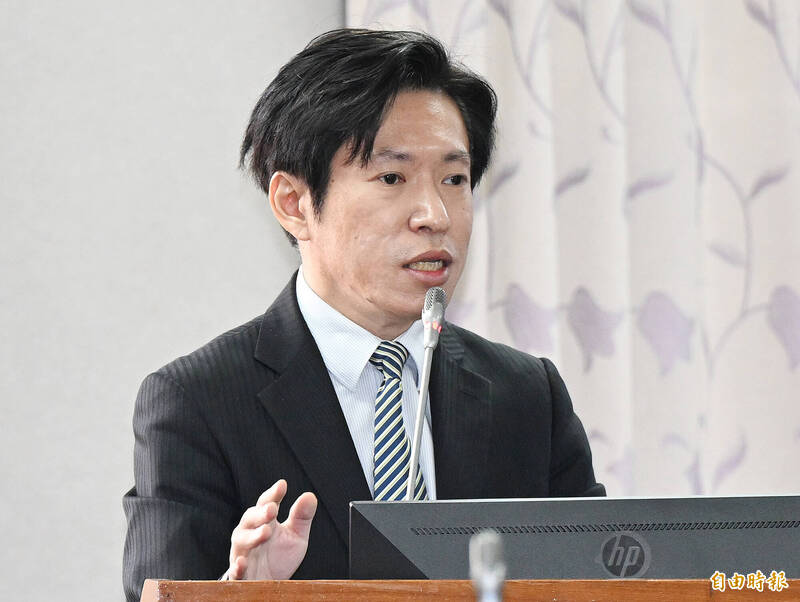 立院答詢電爆3藍委被封新戰神 張惇涵:我只是盡本分