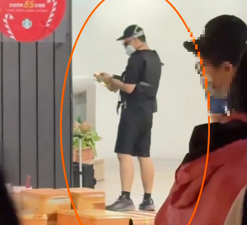 北捷丟擲煙霧彈砍人 嫌犯墜樓傷重不治