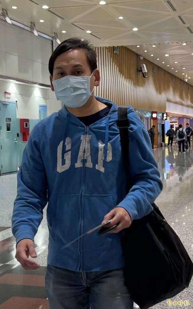 國民黨立委葉元之也搭乘同班機前往廈門。（記者劉信德攝）
