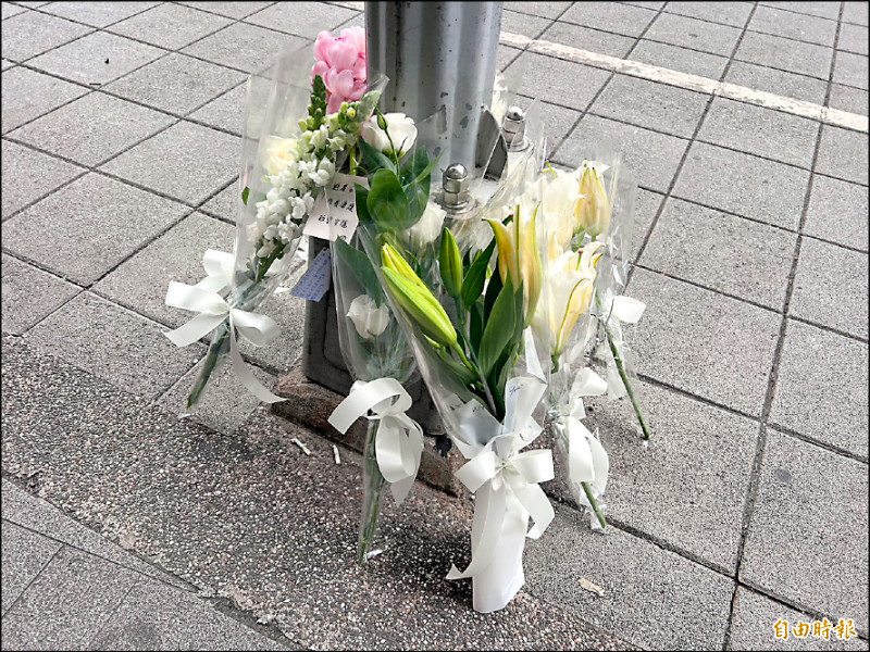 哀悼!雙連線形公園、中山站耶誕樹熄燈3日